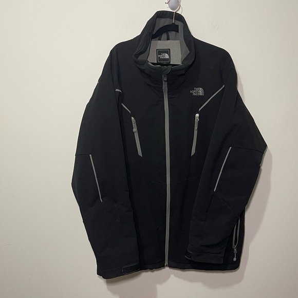 The North Face Men's Black ski winter warm cold weather jacket in size XXL - Picture 1 of 13